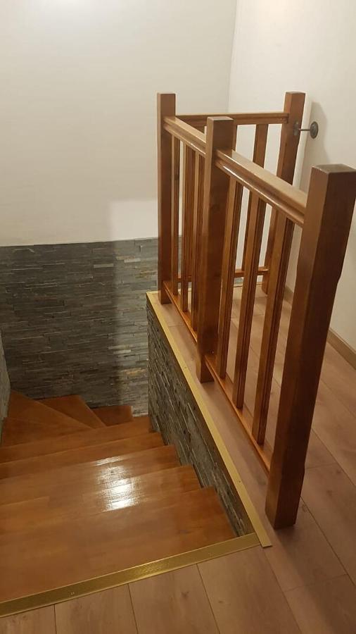 New And Comfortable Two Bedroom House Gărâna Eksteriør billede